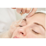 clinica que faz micropigmentação fio a fio realista Berrini